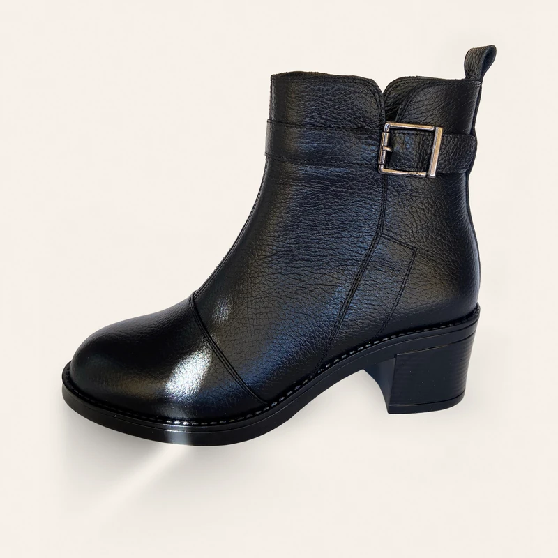 Model 04, siyah, yandan görünüm
